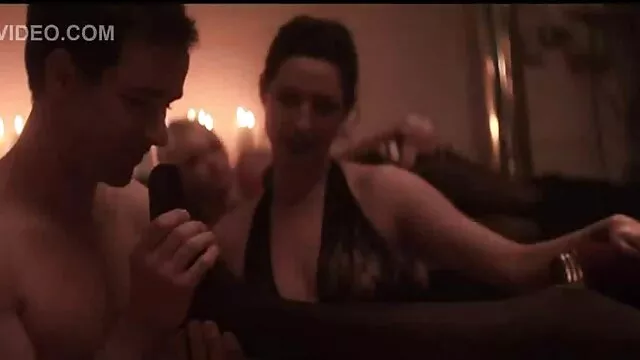 busty ผมบลอนด์ กับ ใหญ่ หัวนม ได้ เธอ หนัง โป วีดีโอ จิ๋ม กิน แล้ว ให้ หัว